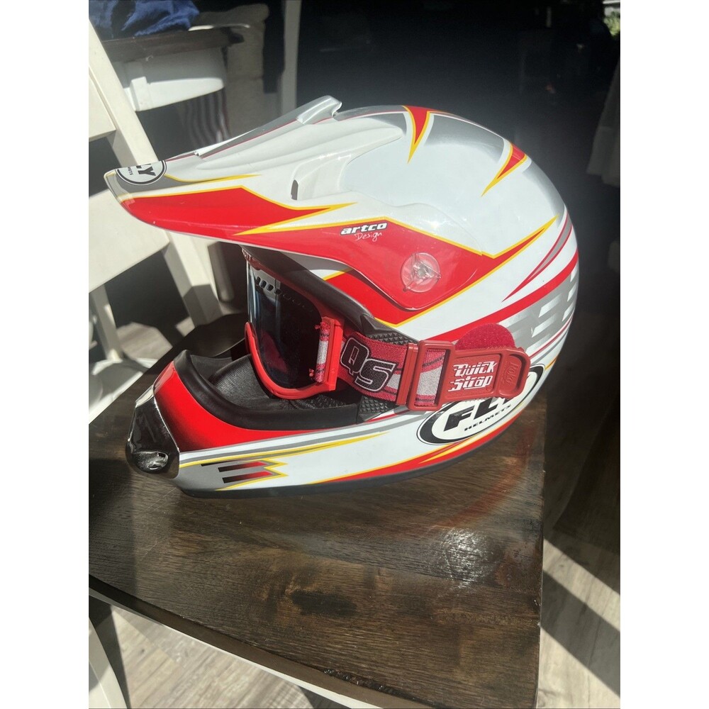Fly Racing Youth Size M Medium Motocross Racing Snowmobile Helmet Scott Goggles
